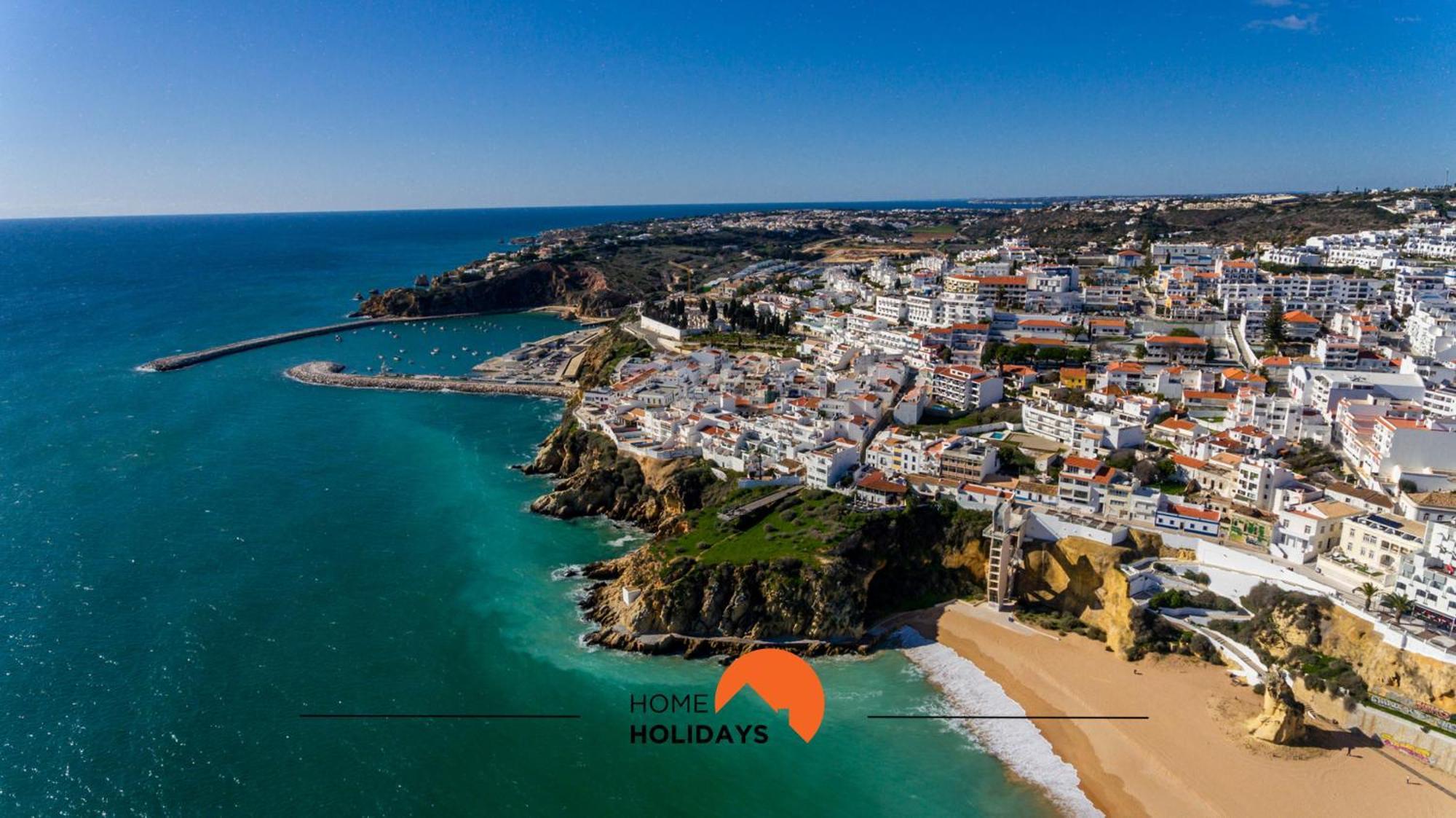 #251 Coronel Aguas By Holidays